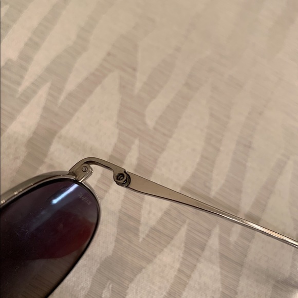 Chanel shades - Picture 7 of 8